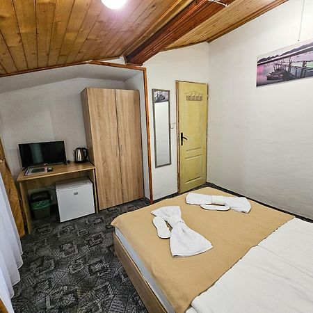 Guest Rooms- Klepalski House ボロヴェッツ エクステリア 写真