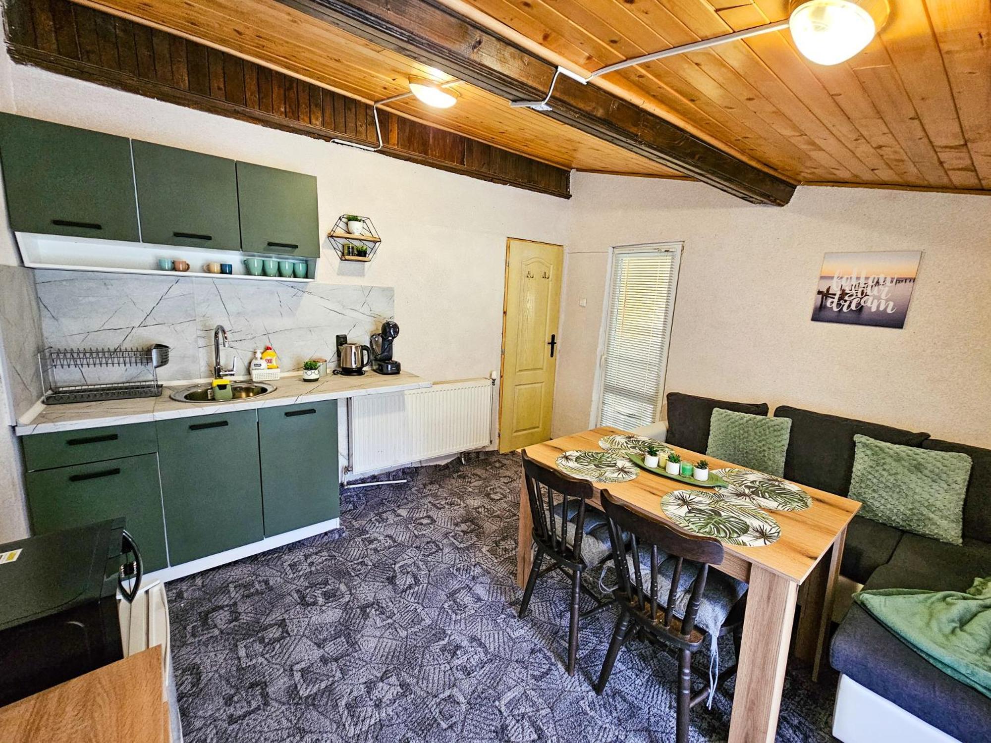 Guest Rooms- Klepalski House ボロヴェッツ エクステリア 写真